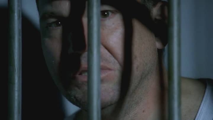 Сериал Побег из тюрьмы 2 сезон 14 серия: Неопознанный труп